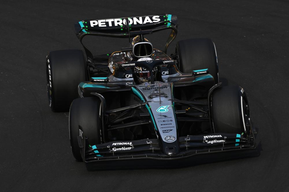 两连胜！世预赛18强赛国足客场绝杀巴林队人民日报客户端.